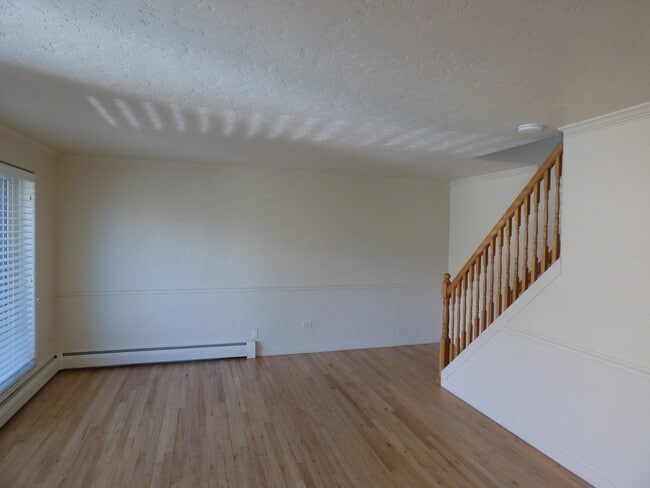 CHEESMAN PARK! TWO STORY CONDO! ADDITIONAL... - CHEESMAN PARK! TWO STORY CONDO! ADDITIONAL...