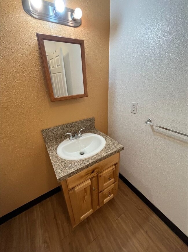 Photo - Super cute Centralia Studio