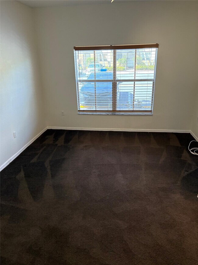 Photo - 3533 Merrick Ln