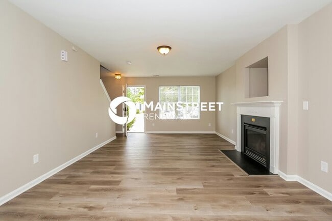 4 Bedroom Pet-Friendly Home in Winston-Salem, NC with Main Street Renewal
