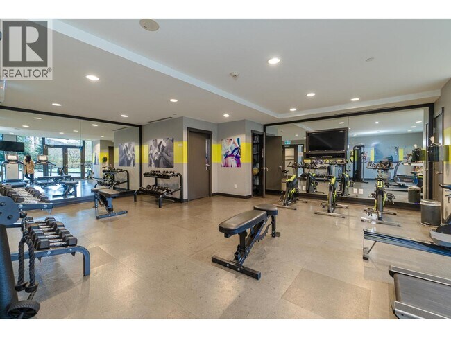 5638 Birney Ave Unit 205
