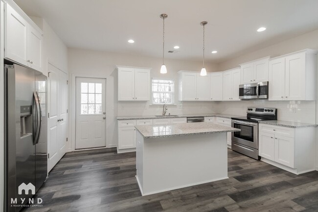 Photo - 612 N 8th St