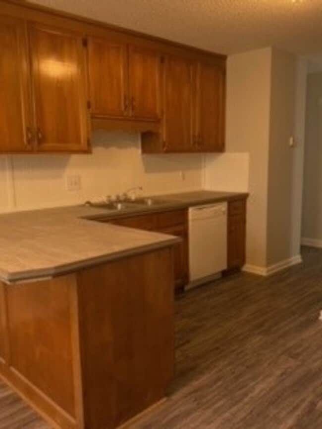 Photo - 103 Woodley Dr