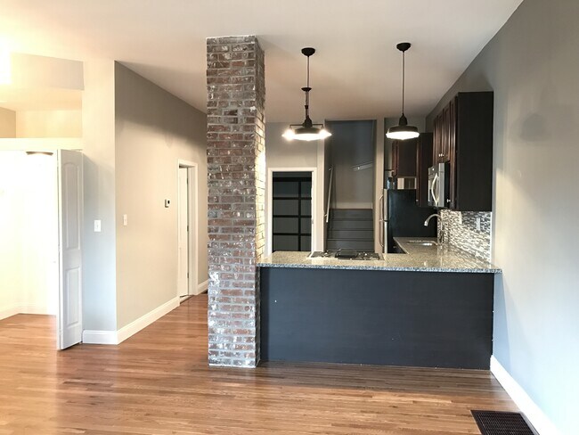 Photo - Stunning Large Home near Tower Grove Park