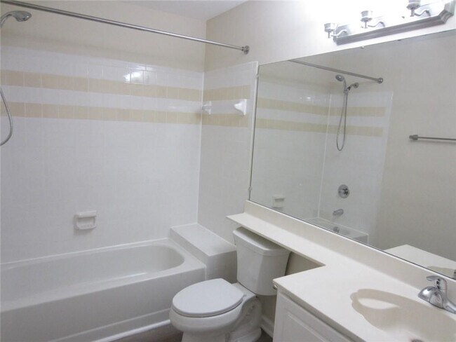 Photo - 4036 Oak Glenn Dr