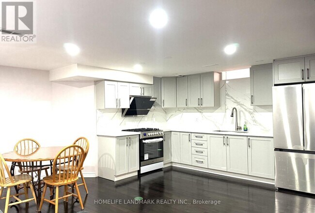 Photo - 3 Caprara Crescent