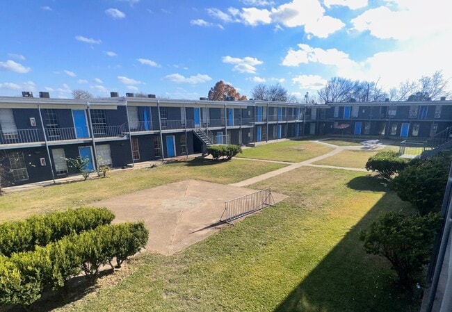 Photo - Eastgate Village Apartments