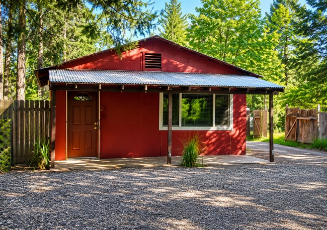 Photo - Charming Foresthill Cottage