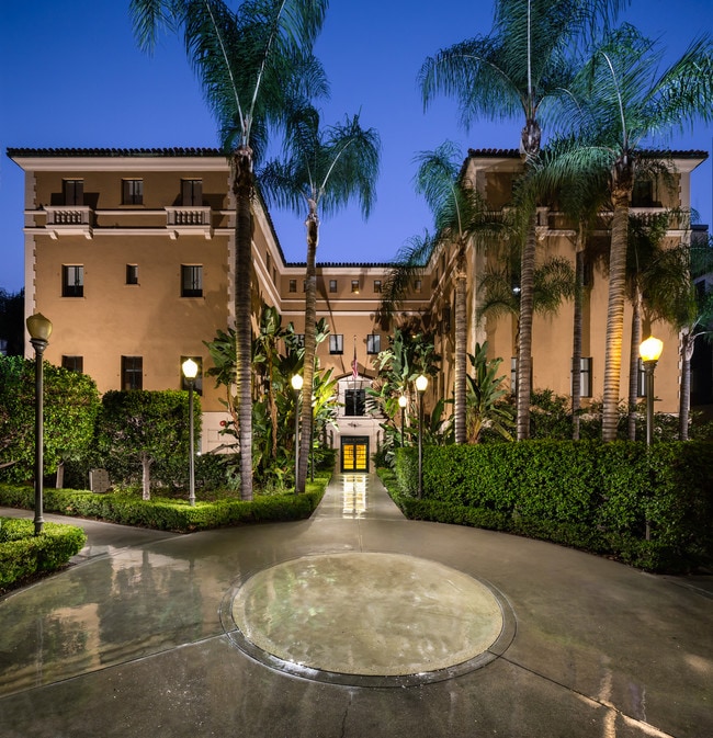 Holly Street Village