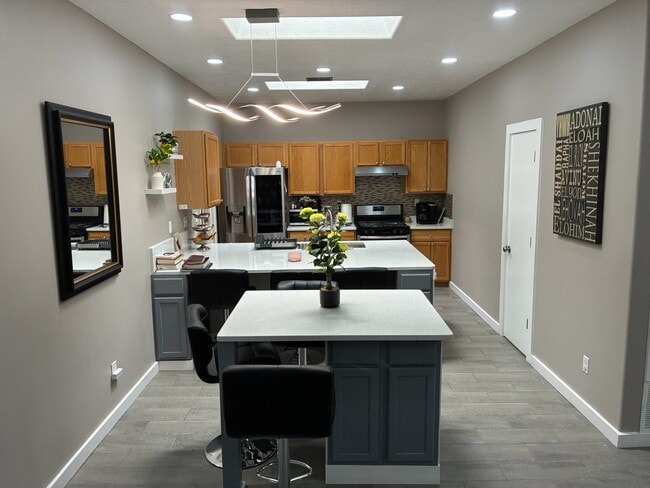 Photo - 243 Glenridge Park Ln NE