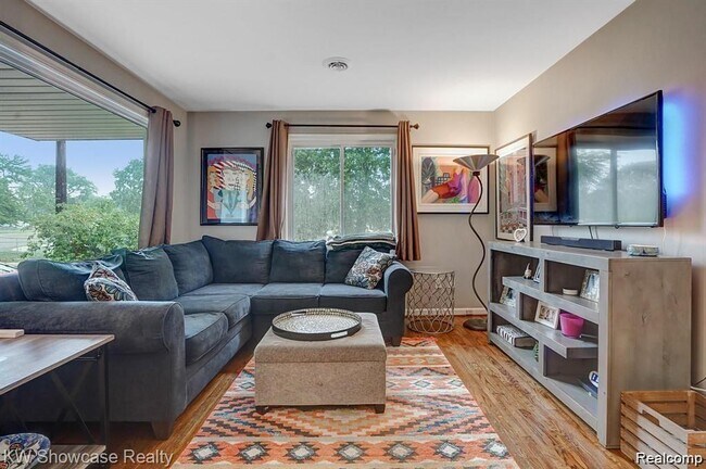 Photo - 1304 Grove Ave