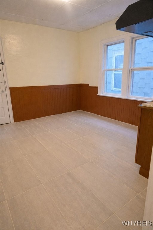 Photo - 644 E Ferry St