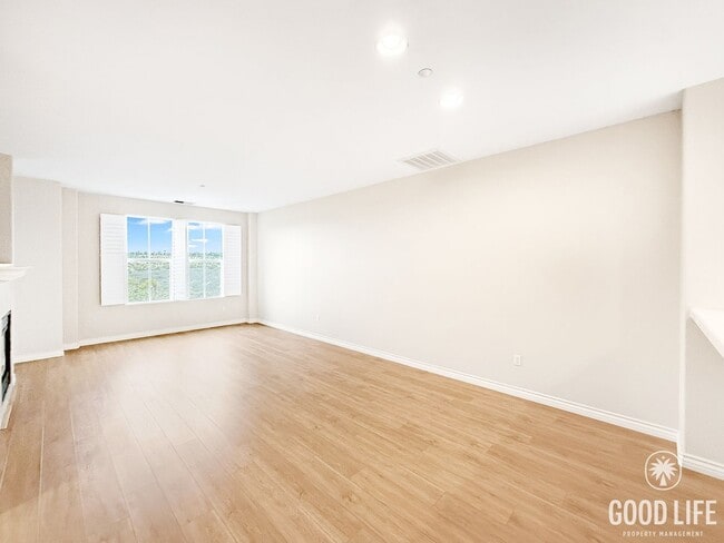 Photo - Beautiful 4B/4BA Home w/ Canyon Views & Great Layout!