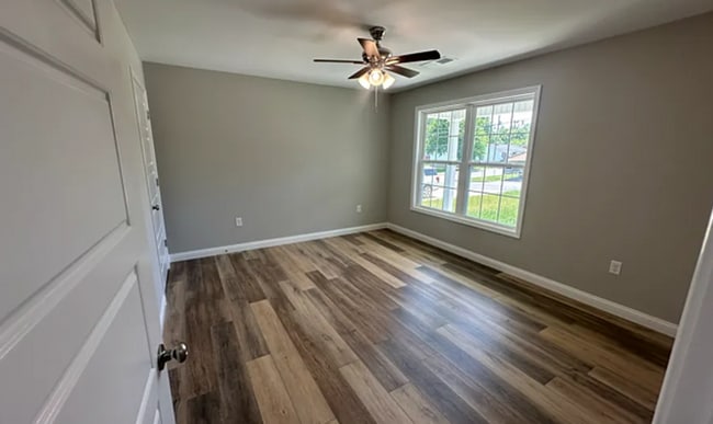 Photo - Linden Ave Unit A