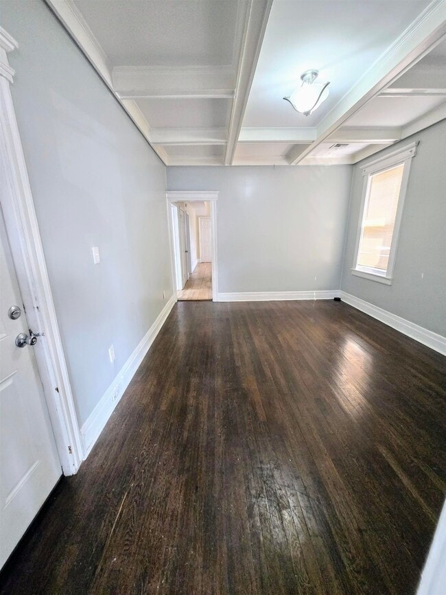 Photo - 316 Devon St