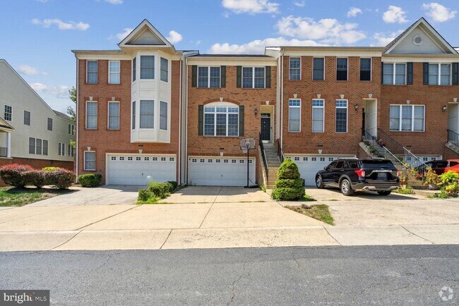 Building Photo - 42929 Shelbourne Square Rental