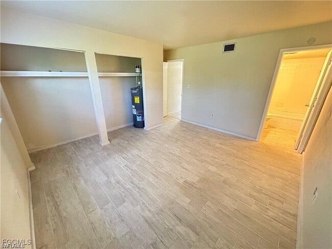 Building Photo - 2828 Jackson St Unit C7