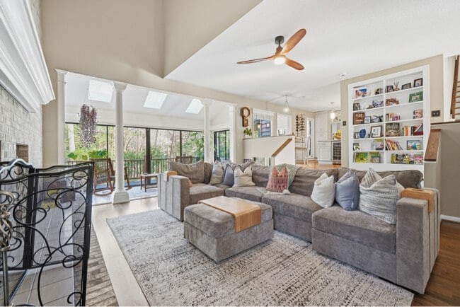 Photo - 63 Queens Ct