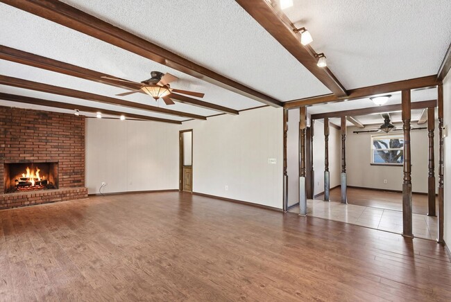 Photo - 7001/7003 S Indianapolis Ave Duplex Unit 7001