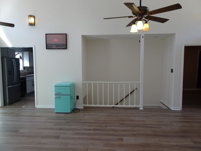 Photo - 4 bedrooms 2.5 bathrooms Single Family Home for Rent