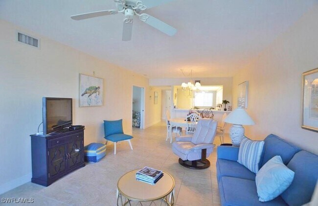 Photo - 33 Bluebill Ave Unidad A-304