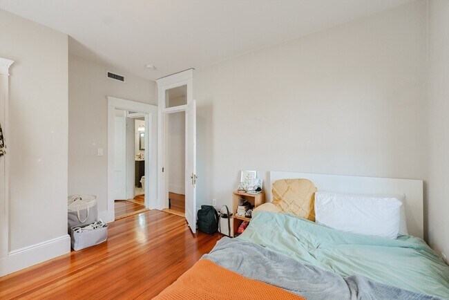 Photo - 39 Chester St Unidad 2R