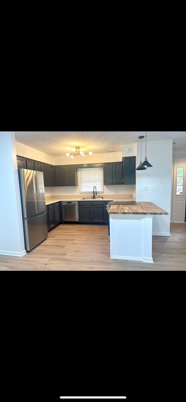 Photo - 531 Cedar Creek Rd