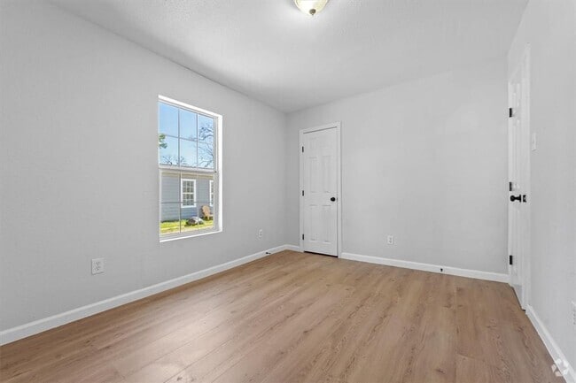 Building Photo - 8034 Record St Unit B Rental