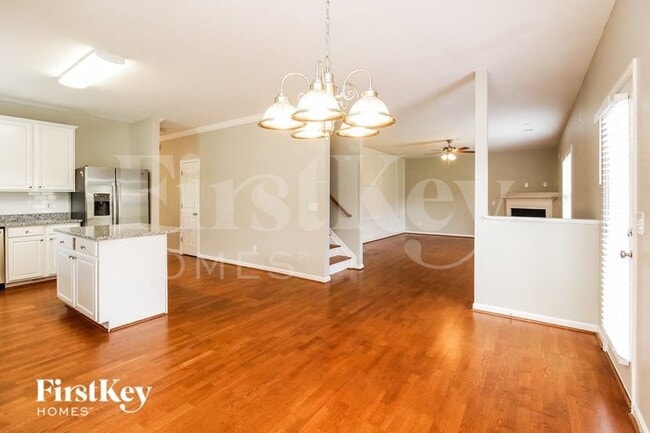 Photo - 6000 Black Willow Dr