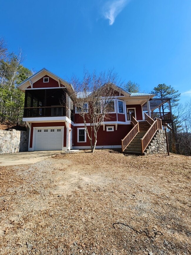 Black Mountain Rental-Mountain Views - Black Mountain Rental-Mountain Views