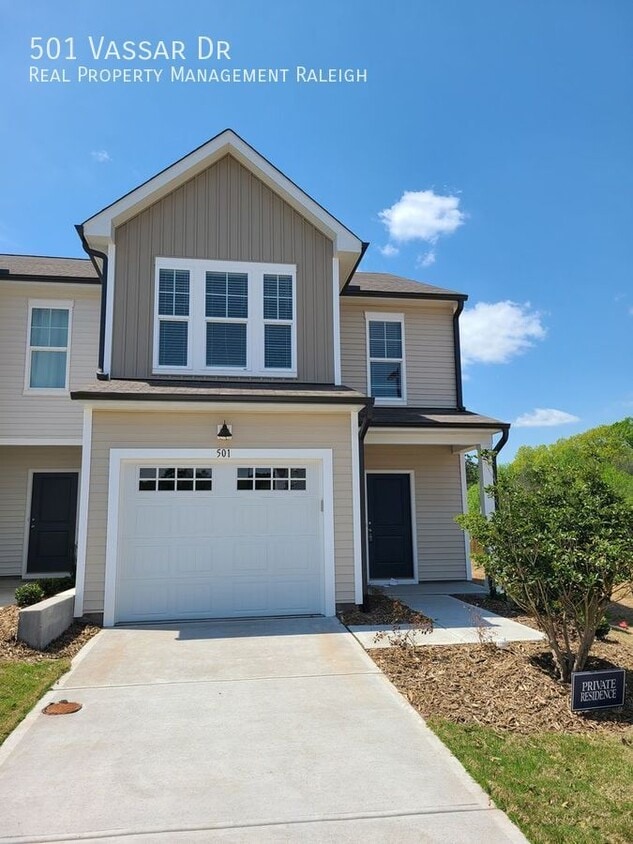 Photo - 501 Vassar Dr-