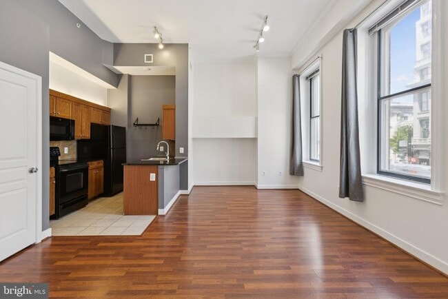 Photo - 616 E St NW Apartment Unit 217