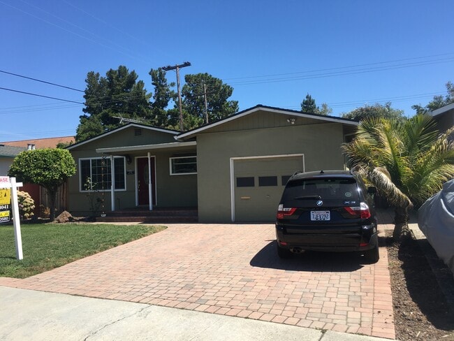 Photo - 2376 Forbes Ave