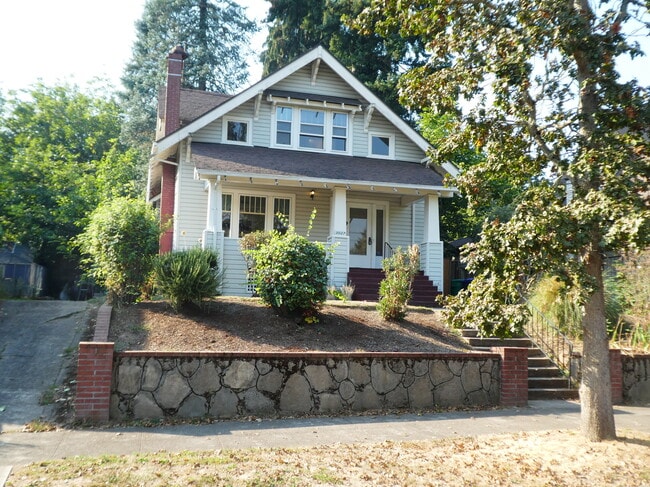 Photo - 3027 NE 11th Ave House