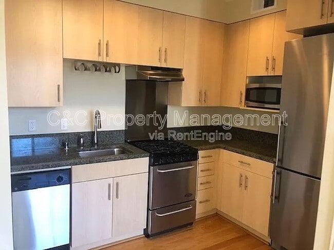 Building Photo - 1066 41 Unit G206 Rental