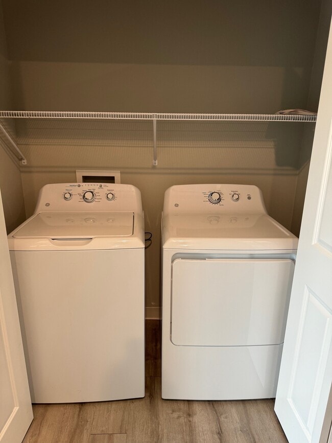 In Unit Washer/Dryer
