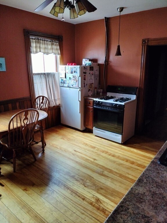 Photo - 15 Millbrook St Unit 1