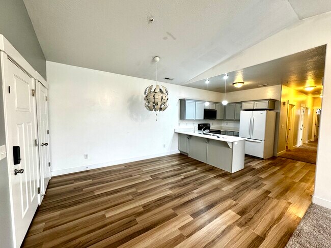 Photo - 14514 S Ronan Ln Unit #302