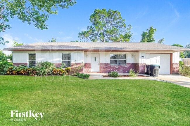 Photo - 738 Empress St SE