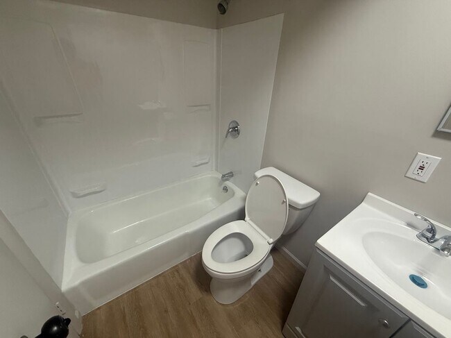 Photo - 8144 Troost Ave