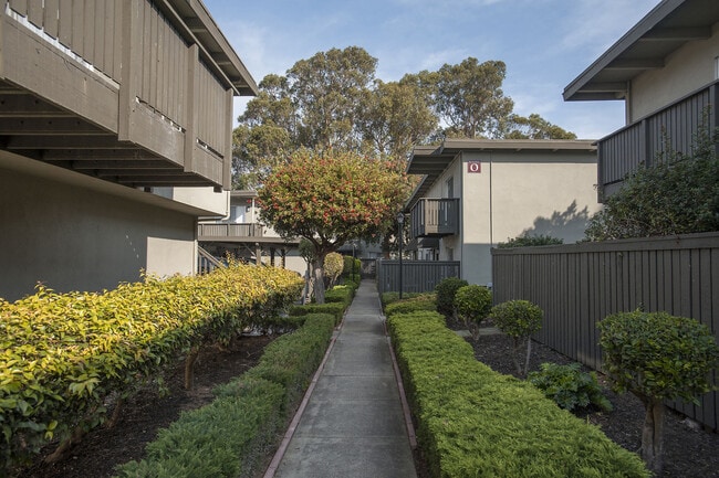 Monterey Townhouse