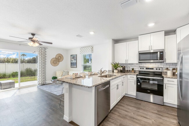 Web Sized-2 - The Townes at Amber Bluff Townhomes
