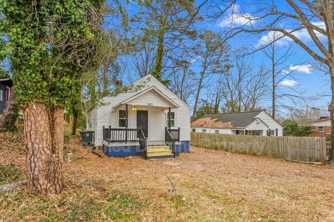 Photo - 1903 Larkin St