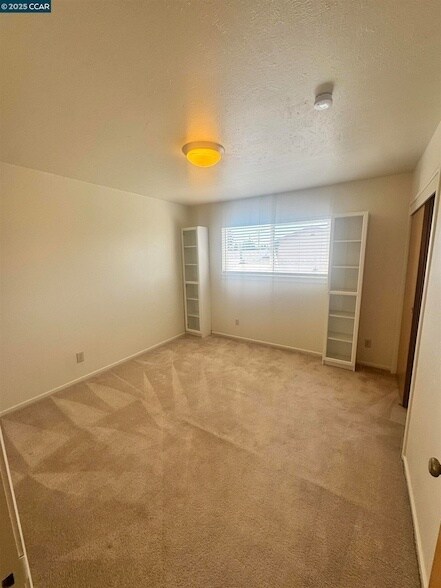 Photo - 674 Maud Ave