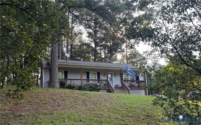7032 Claybird Ln