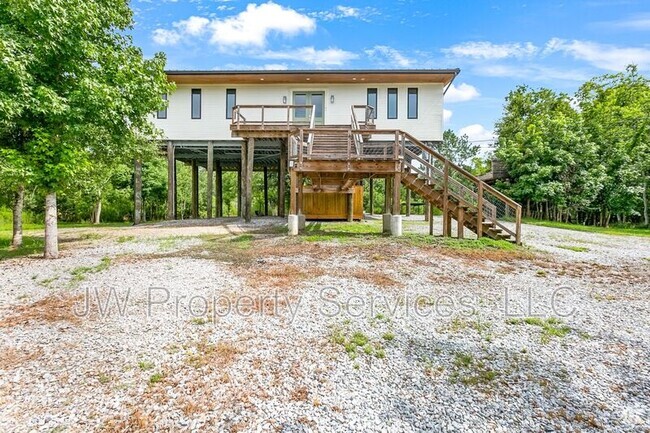 Building Photo - 500 Richards Dr Rental