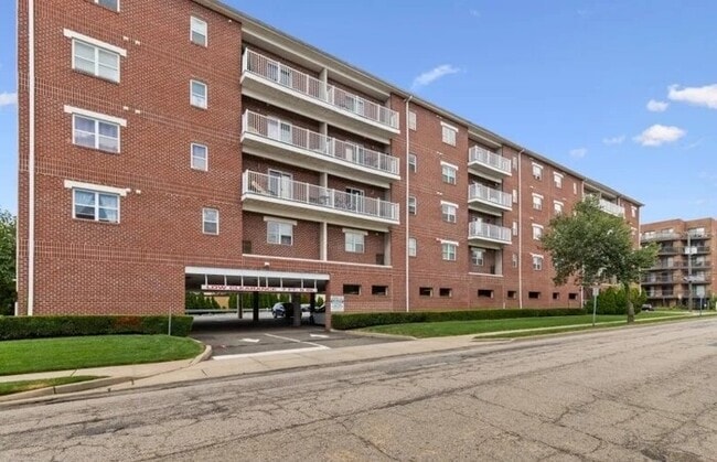Photo - Modern 2BR / 2BA Condo with Balcony & Parking at Union Square – Hackensack Unit APT 310