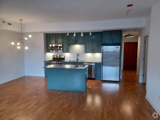 Building Photo - 1 bedroom in Chicago IL 60613 Unit 408 Rental