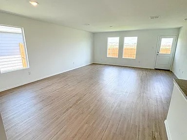 5813 Crystal Water Wy