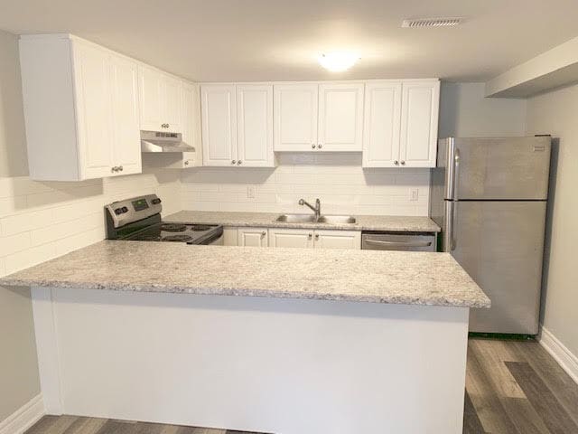 Building Photo - 26 Bluebird Av Unit Lower